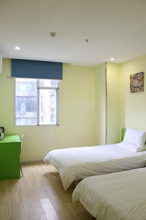 Hi Inn Shenyang Fengtian Street Quarto foto